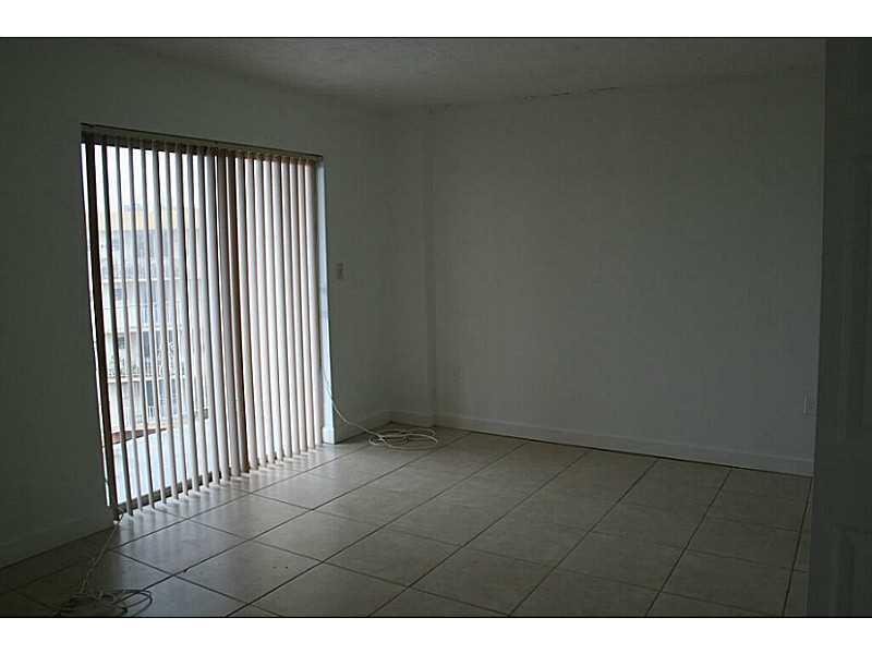 EL SOL CONDO - Residential Lease