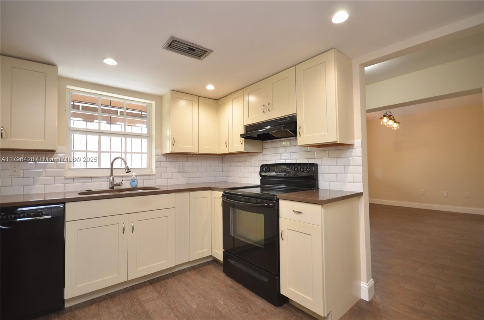 2459 SW 11th St 4A