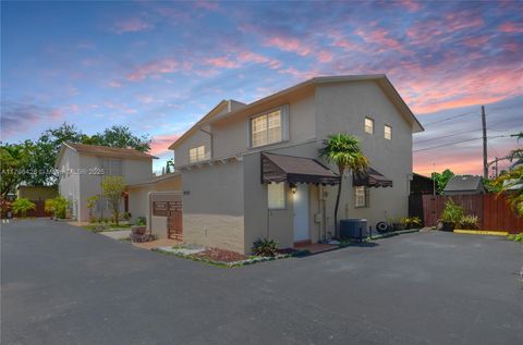 2459 SW 11th St 4A Miami FL 33135