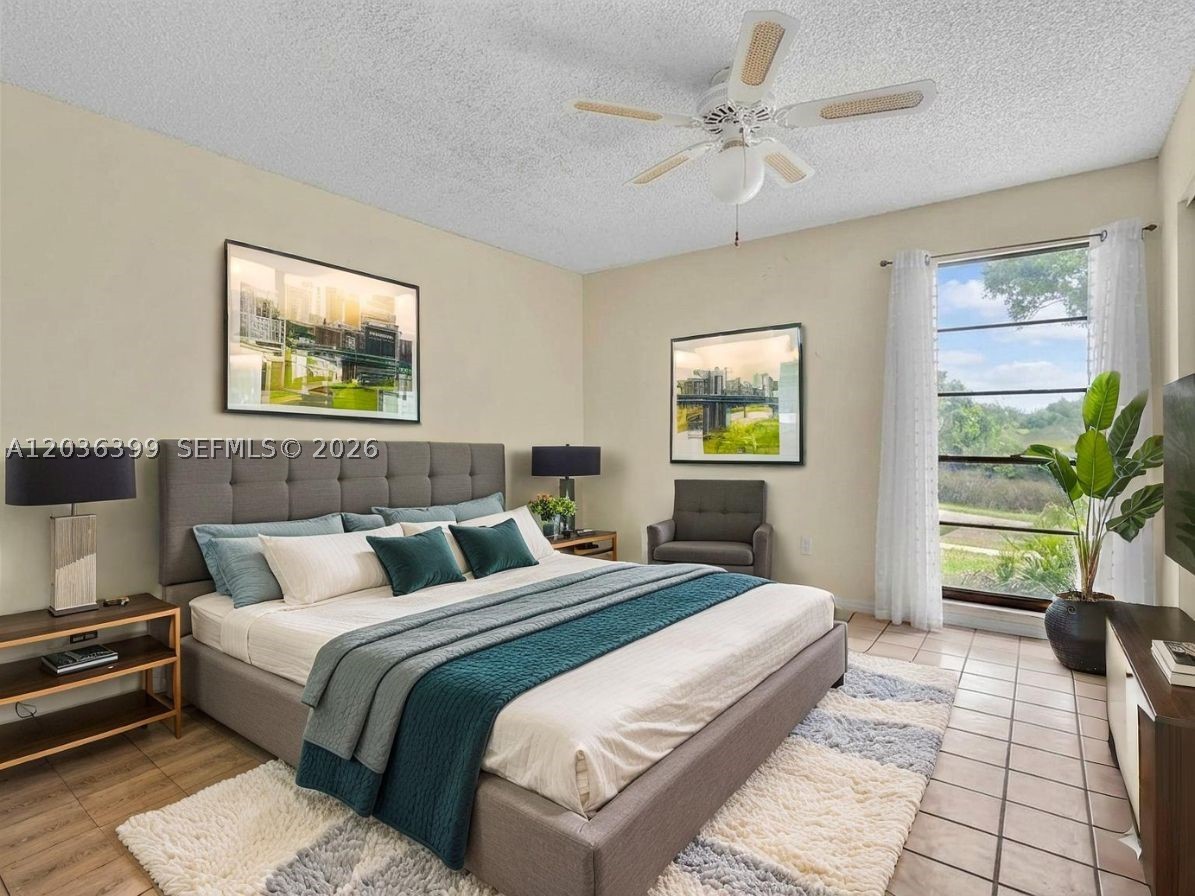 8902 Palm Tree Ln 8902