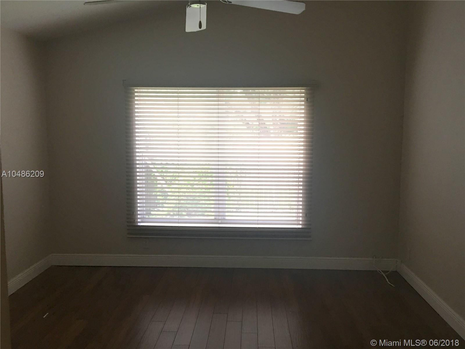 BRIDGEWATER AT PLANTATION - Residential Lease