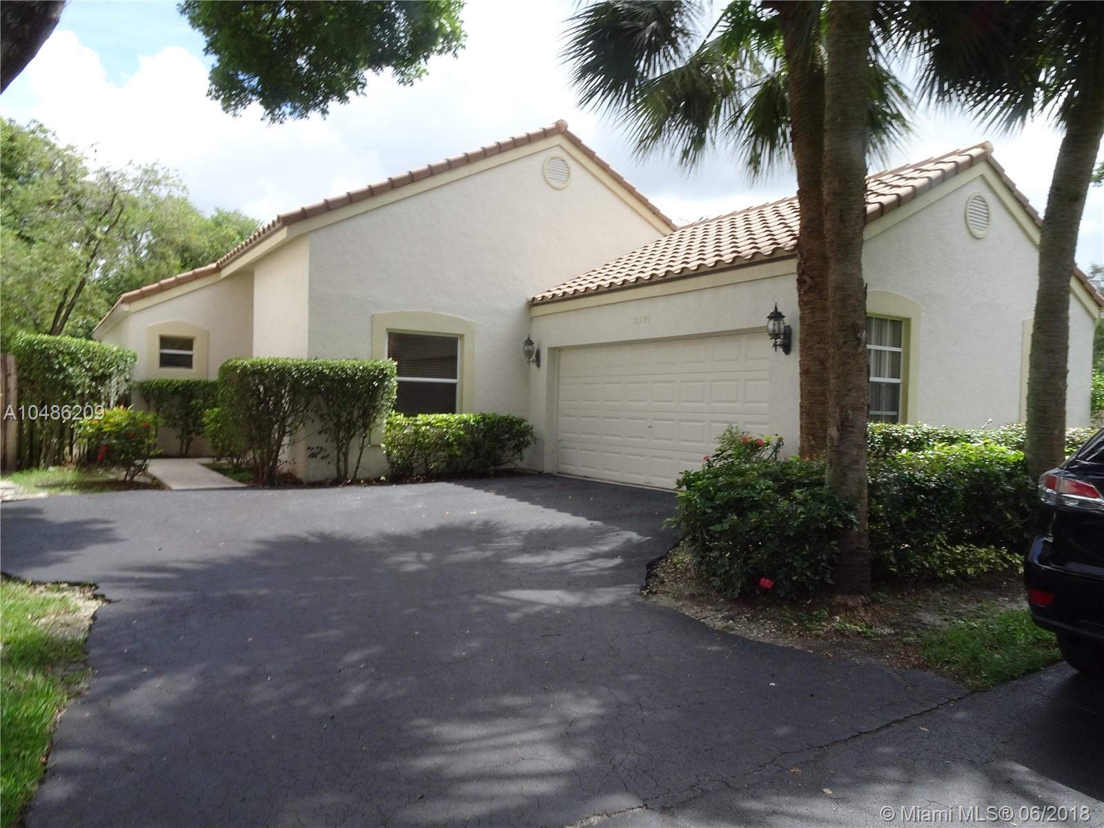 BRIDGEWATER AT PLANTATION - Residential Lease