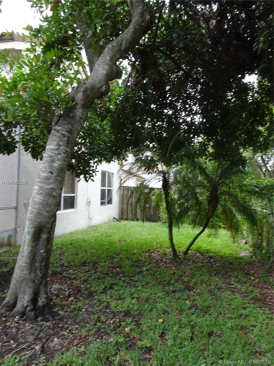 BRIDGEWATER AT PLANTATION - Residential Lease