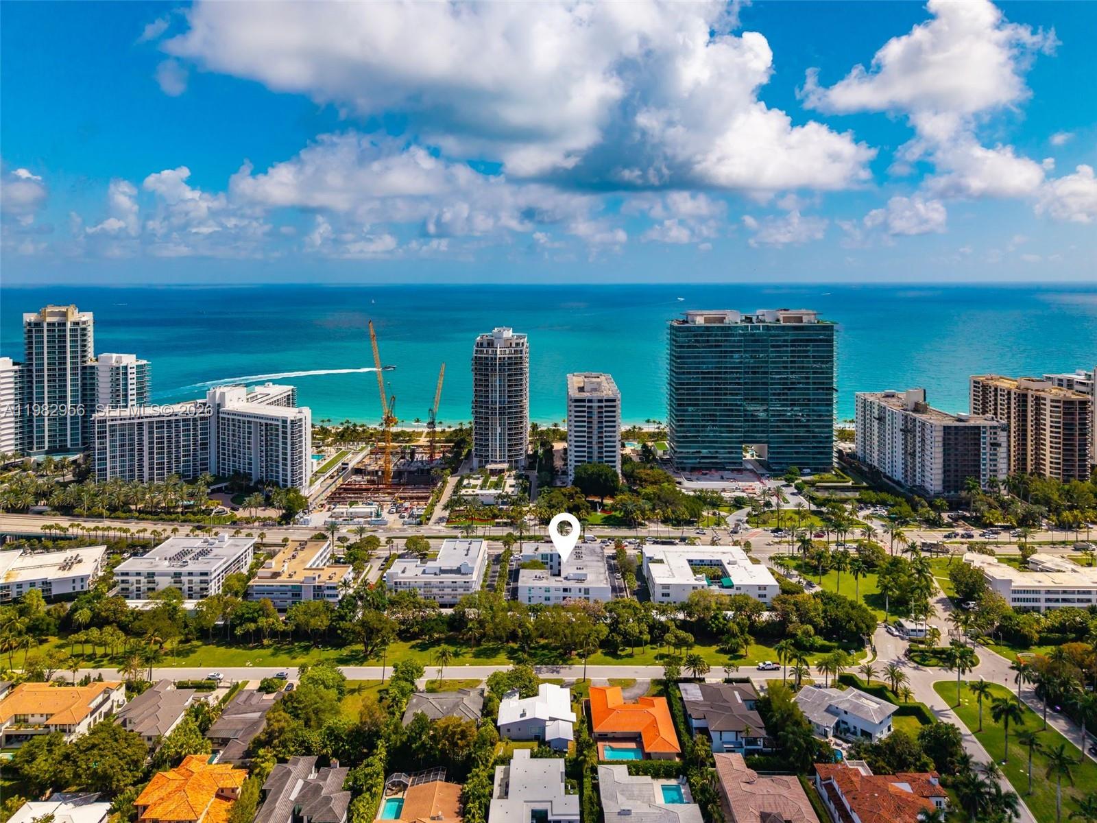 10210 LANAI CONDO - Residential