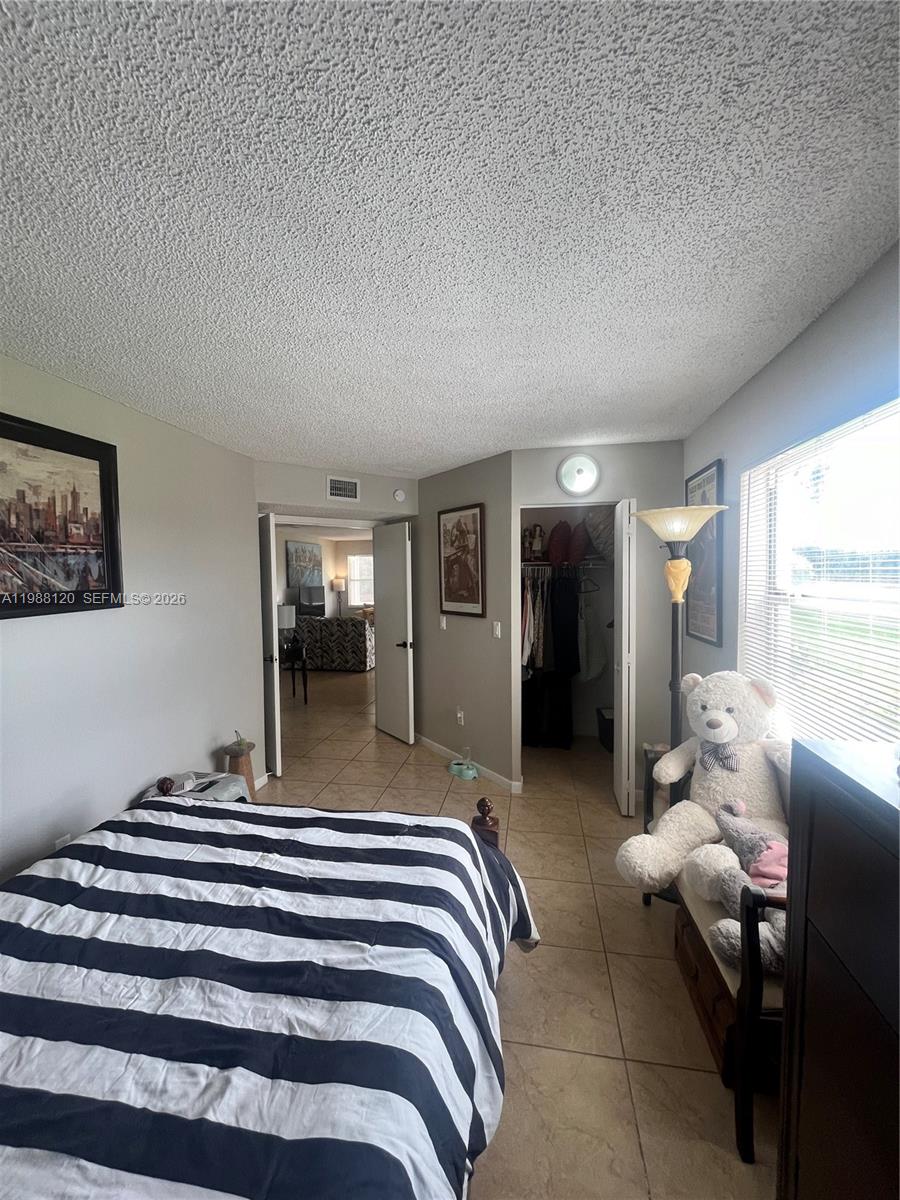 KEYS GATE CONDO NO SEVEN - Residential