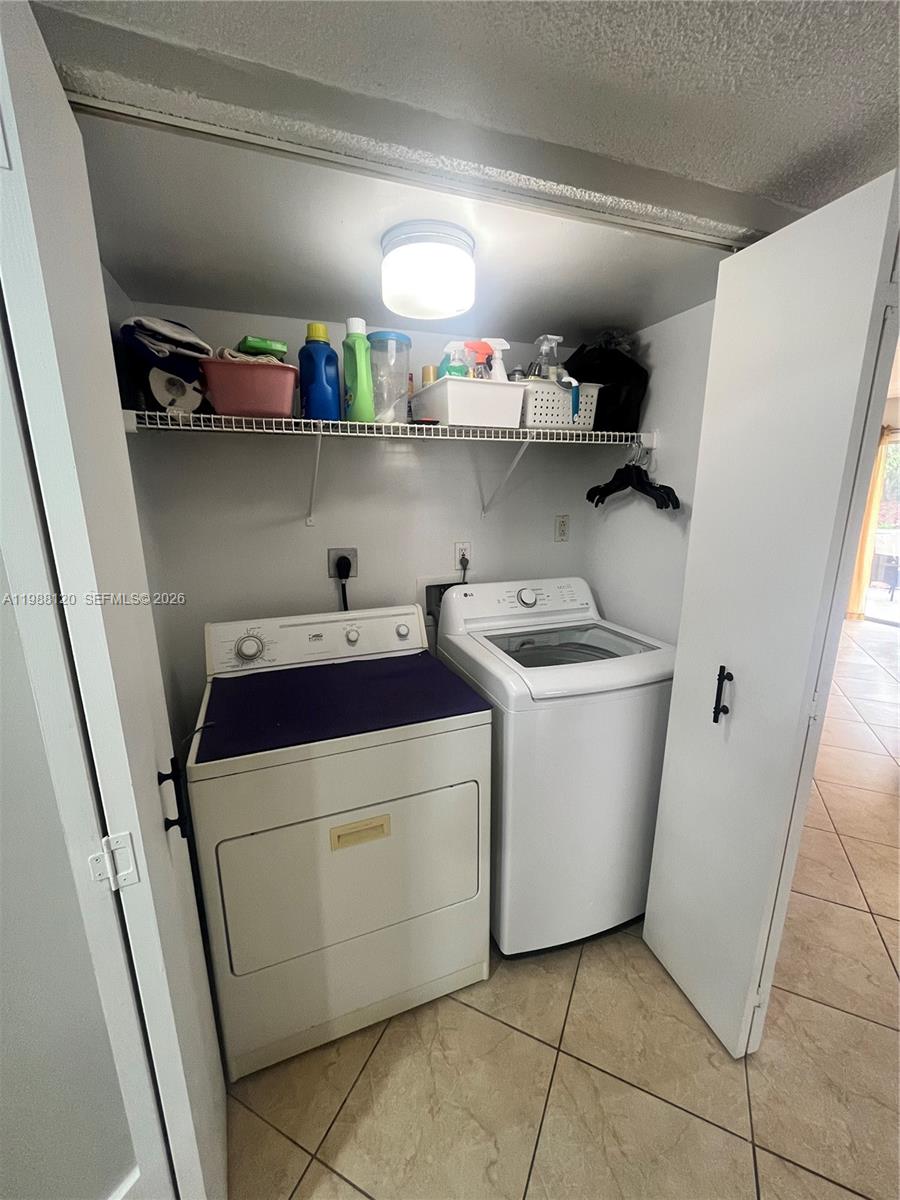 KEYS GATE CONDO NO SEVEN - Residential