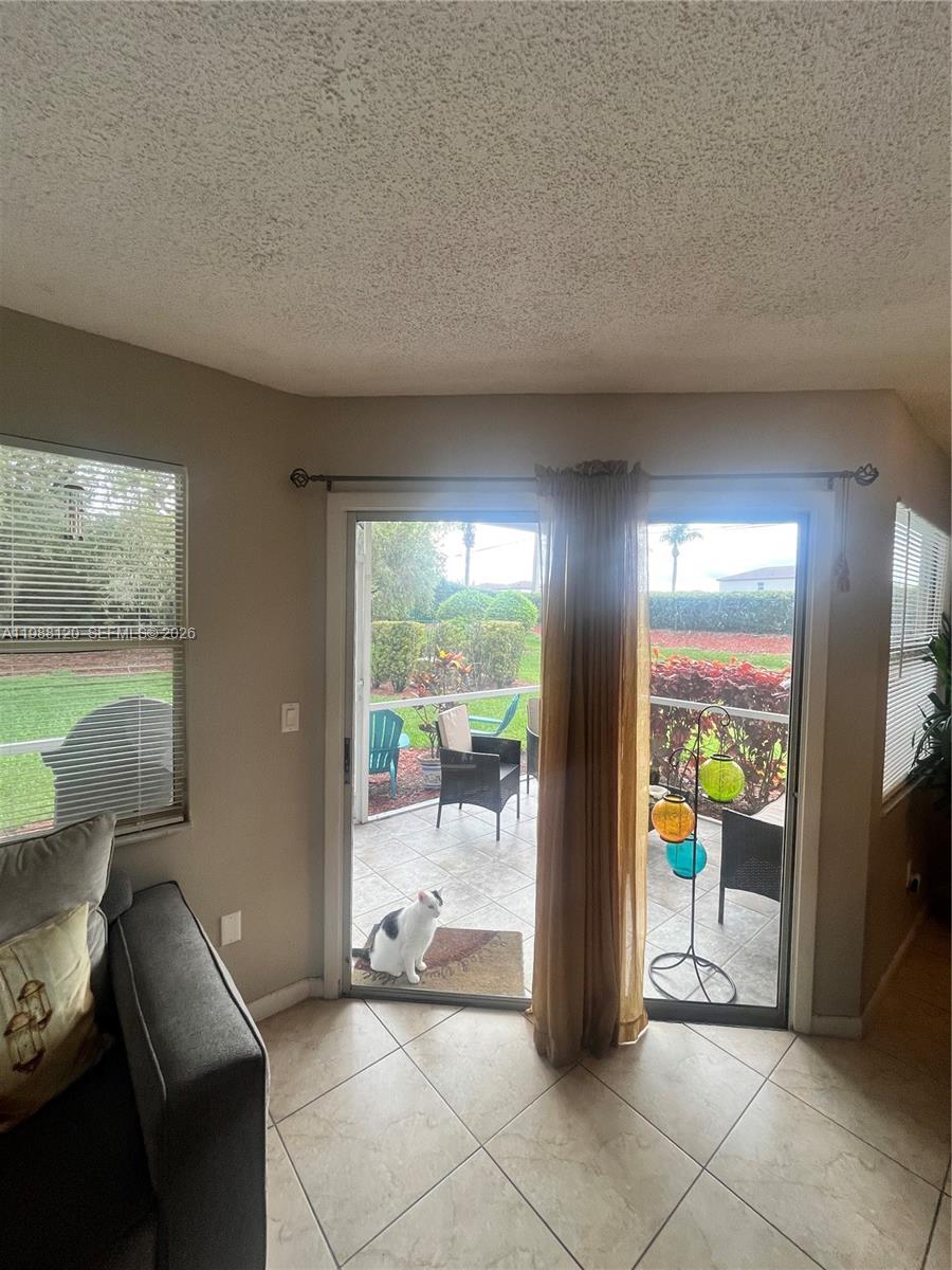 KEYS GATE CONDO NO SEVEN - Residential