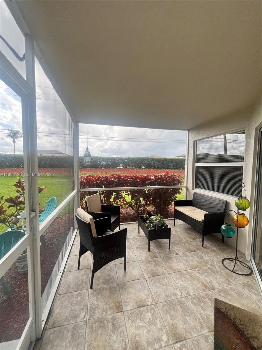 KEYS GATE CONDO NO SEVEN - Residential