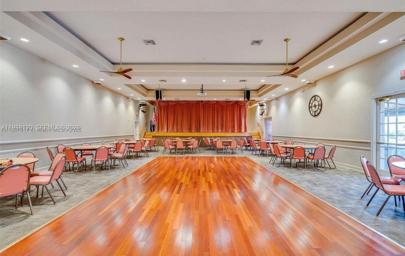 KEYS GATE CONDO NO SEVEN - Residential