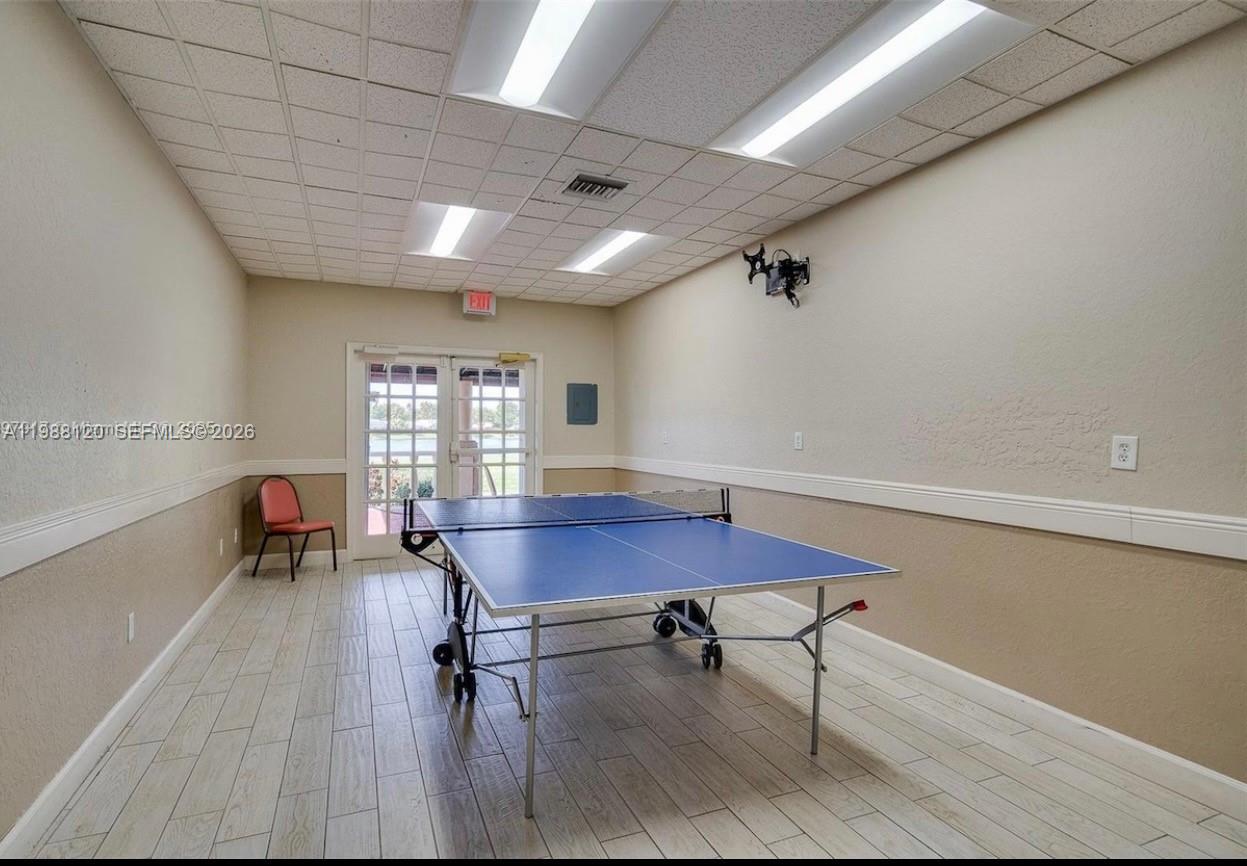 KEYS GATE CONDO NO SEVEN - Residential