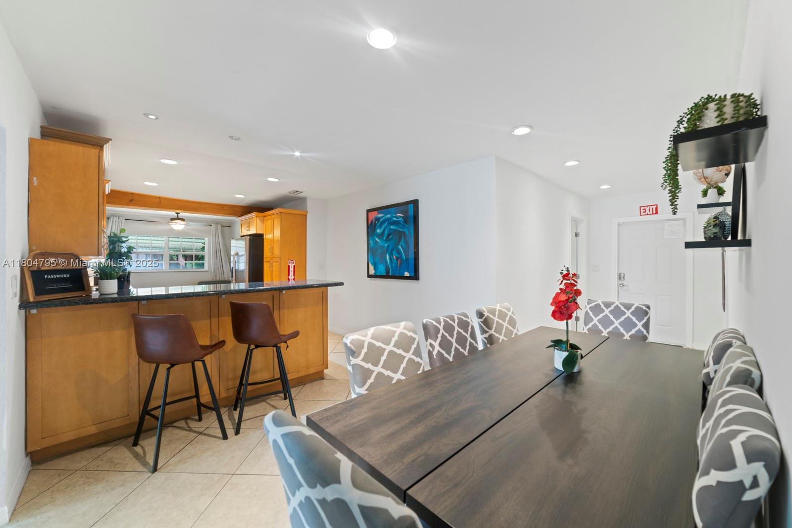 SUNSET ISLES SEC 3 - Residential Lease