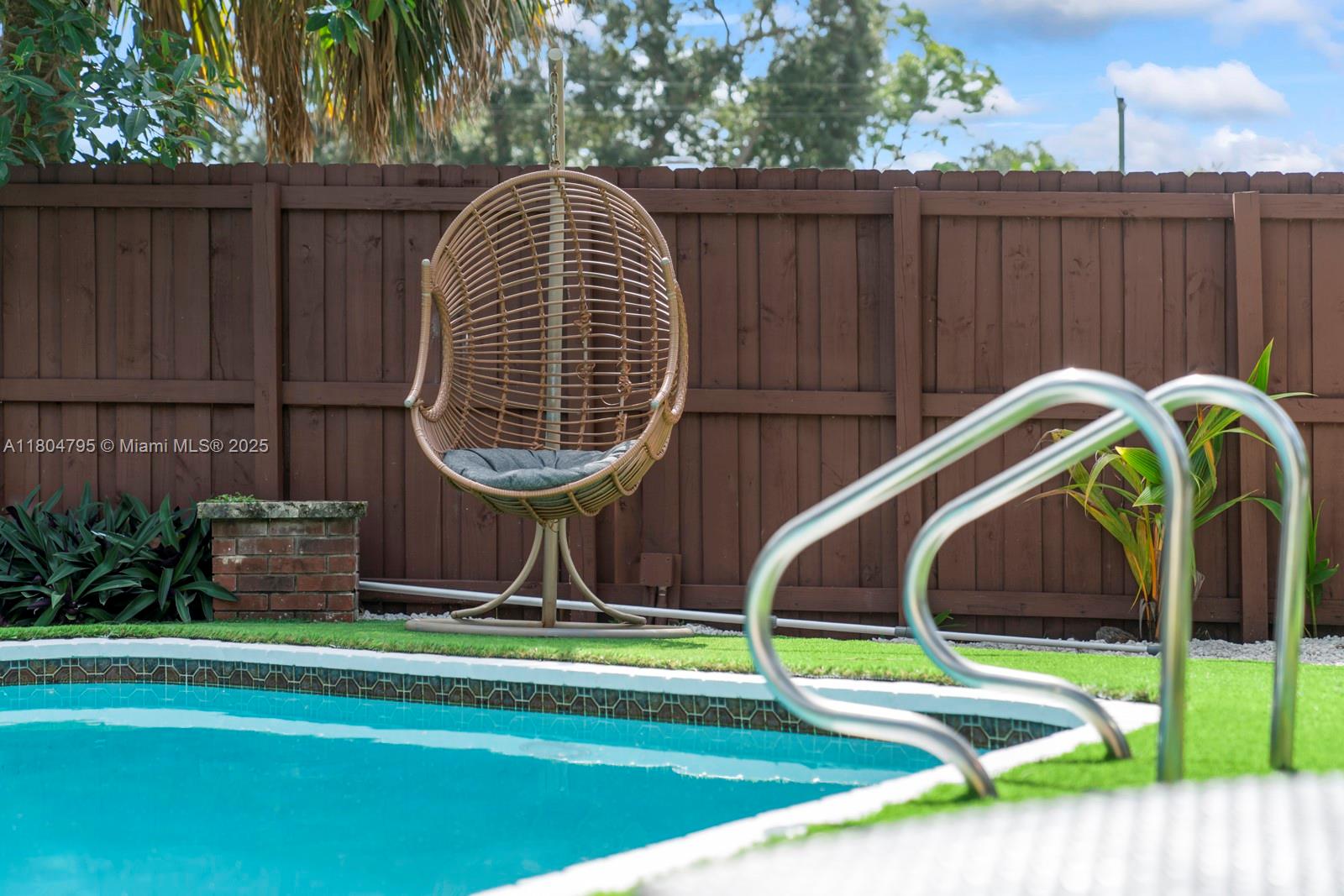 SUNSET ISLES SEC 3 - Residential Lease