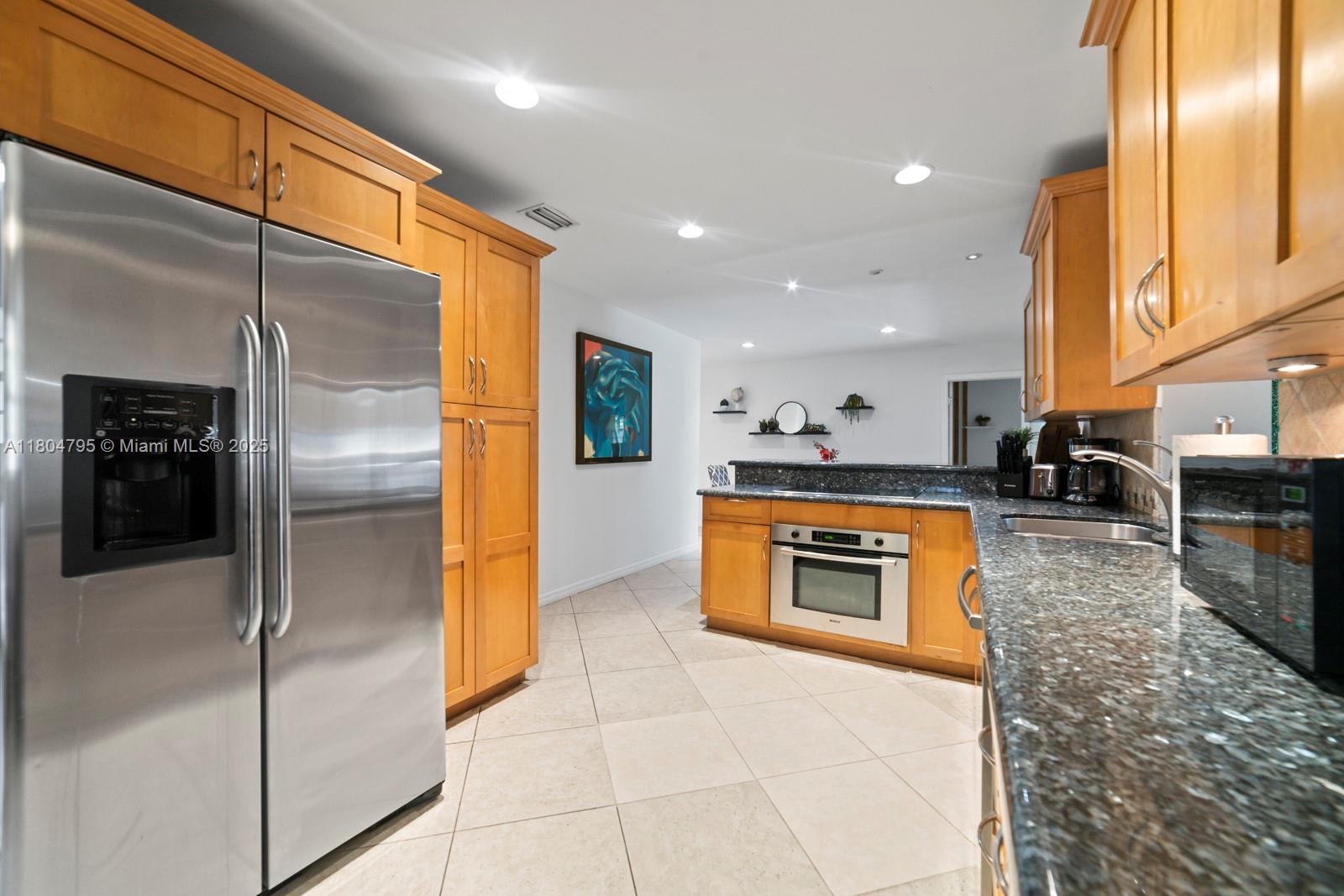 SUNSET ISLES SEC 3 - Residential Lease