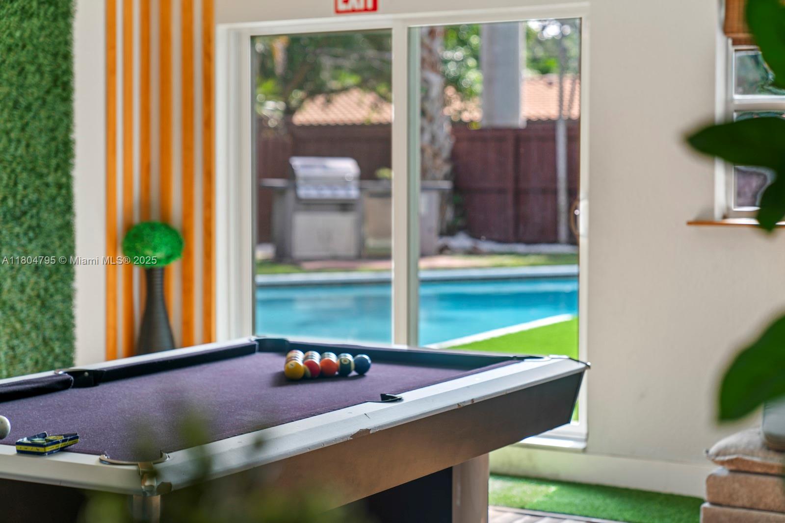 SUNSET ISLES SEC 3 - Residential Lease