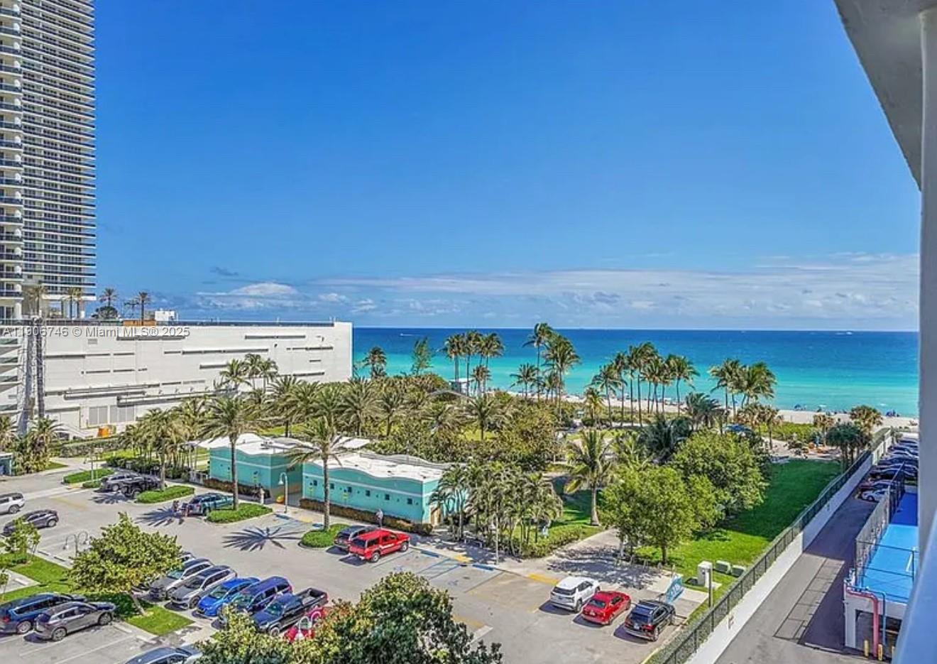 LA MER ESTATES WEST CONDO - Residential Lease