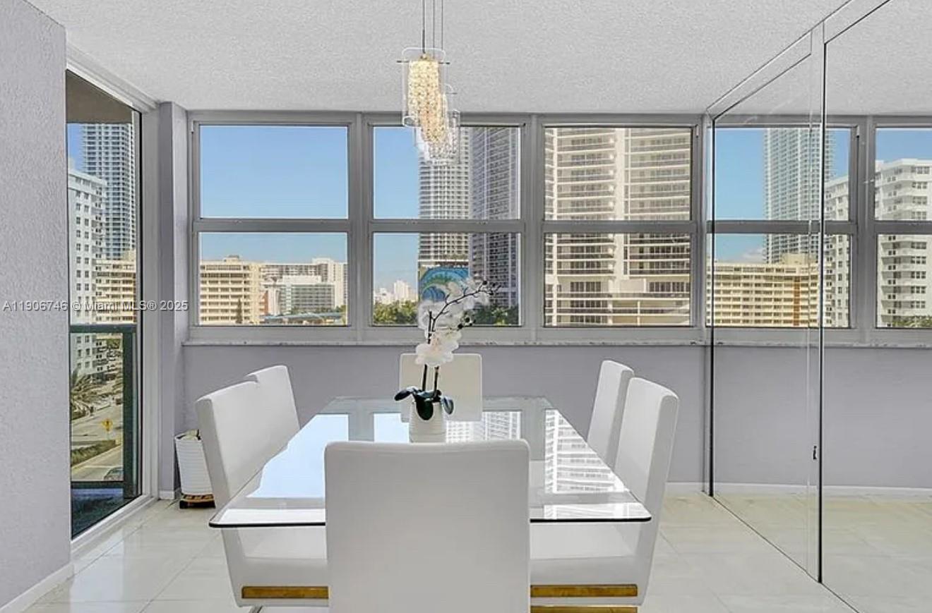 LA MER ESTATES WEST CONDO - Residential Lease