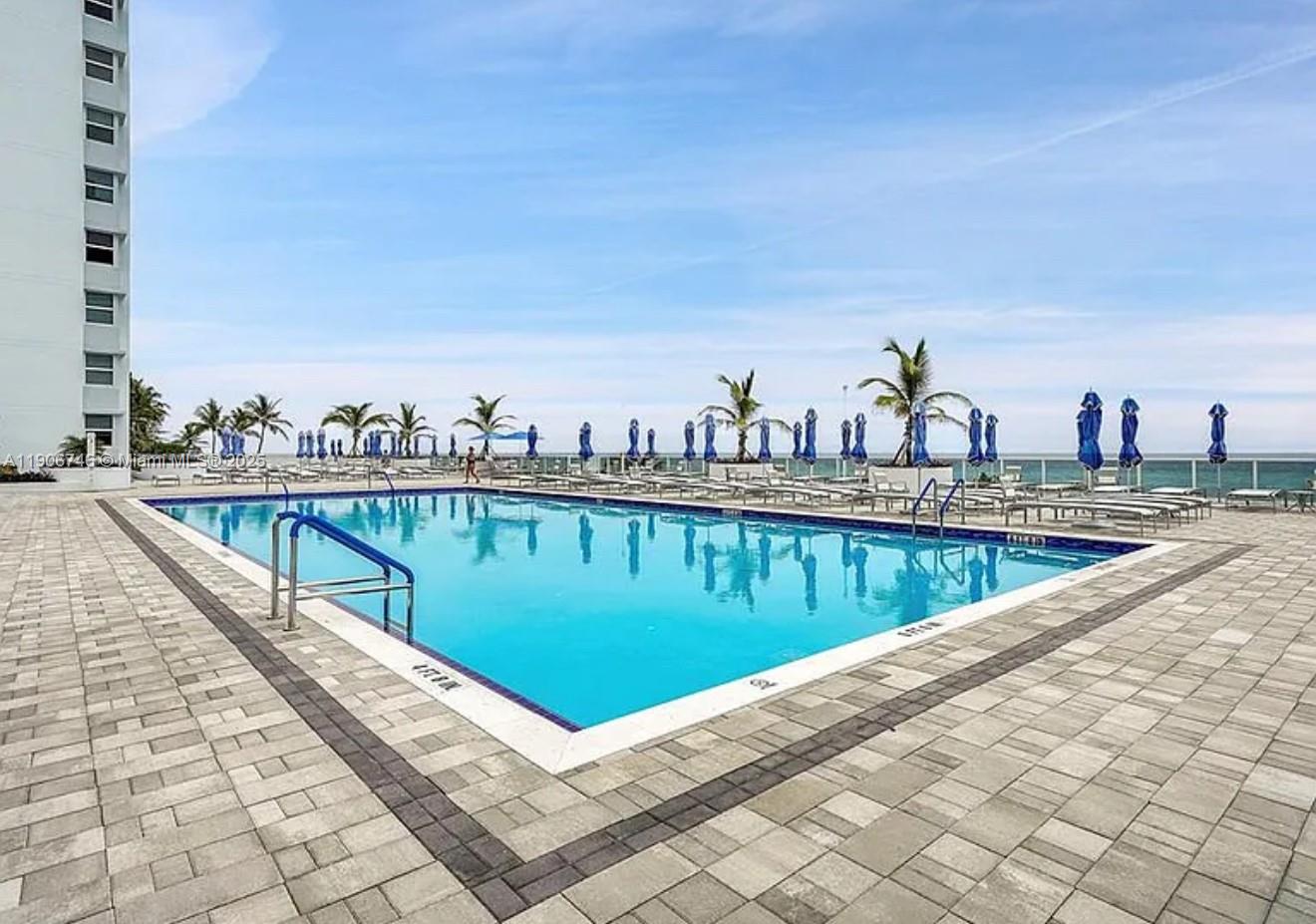 LA MER ESTATES WEST CONDO - Residential Lease