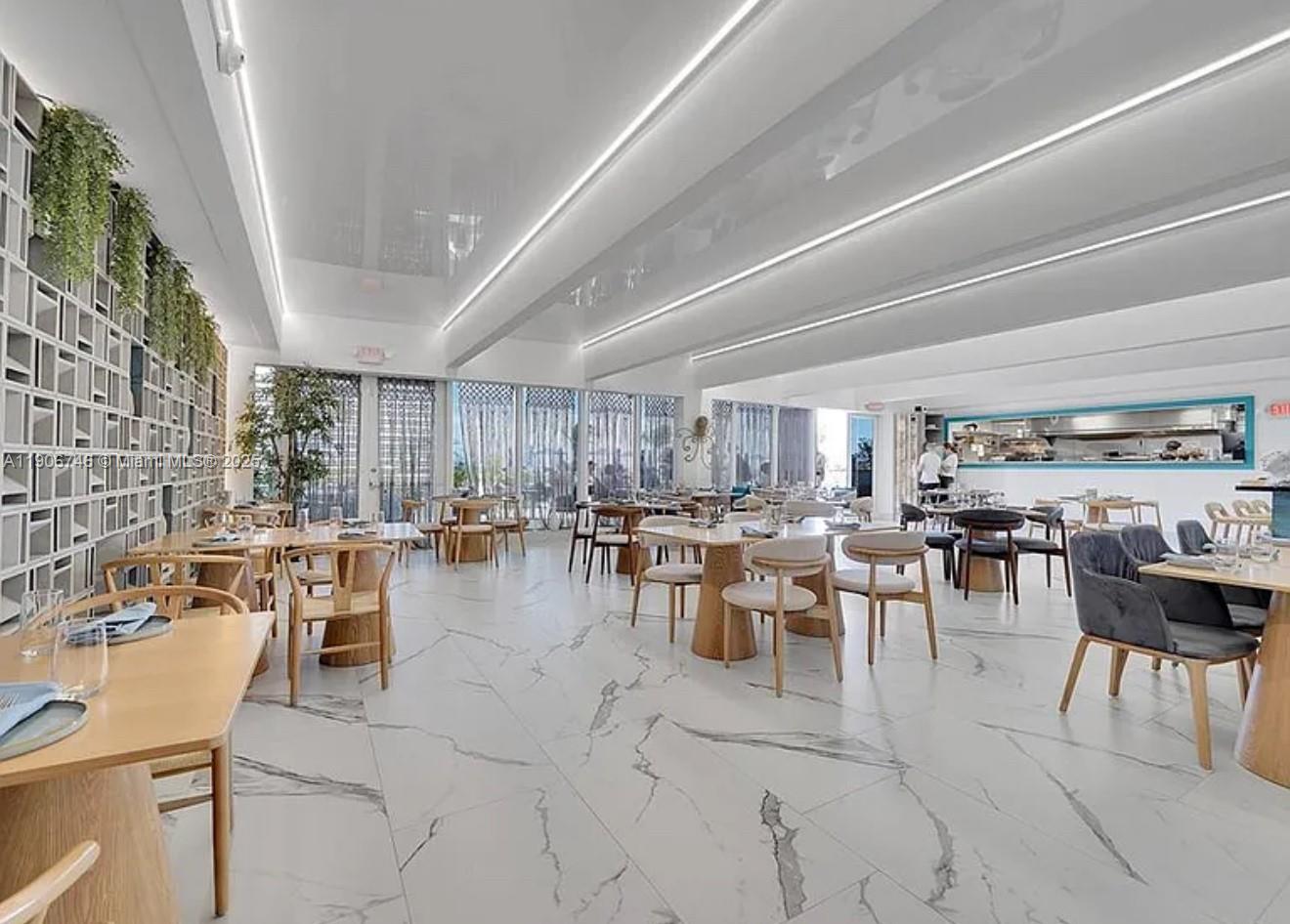 LA MER ESTATES WEST CONDO - Residential Lease