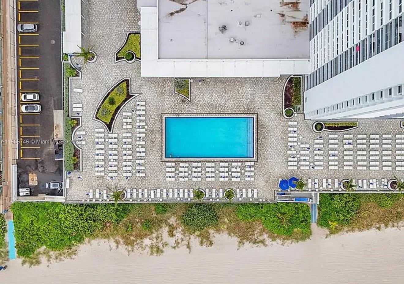 LA MER ESTATES WEST CONDO - Residential Lease