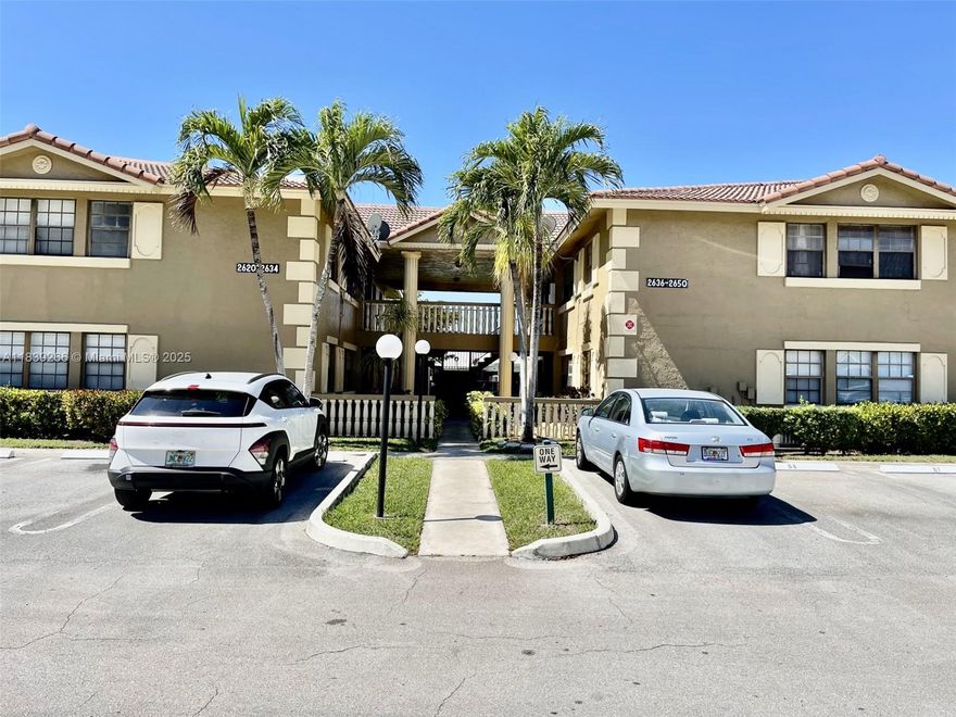 OWNER JUST MADE IMPROVEMENTS TO THE UNIT.  WAS TEMPORAILY OFF THE MARKET.   2 BEDROOMS 2 BATHROOMS CONDO. FIRST FOOR CORNER UNIT. WASHER / DRYER IN UNIT. CERAMIC TILES NO CARPET. COMMUNITY IS VERY WELL MAINTAINED WITH A POOL.  CLOSE TO SHOPPING, RESTAURANTS, PARKS AND GOOD SCHOOLS. ASSOCIATION REQUIRES 700 MINIMUM CREDIT SCORE.