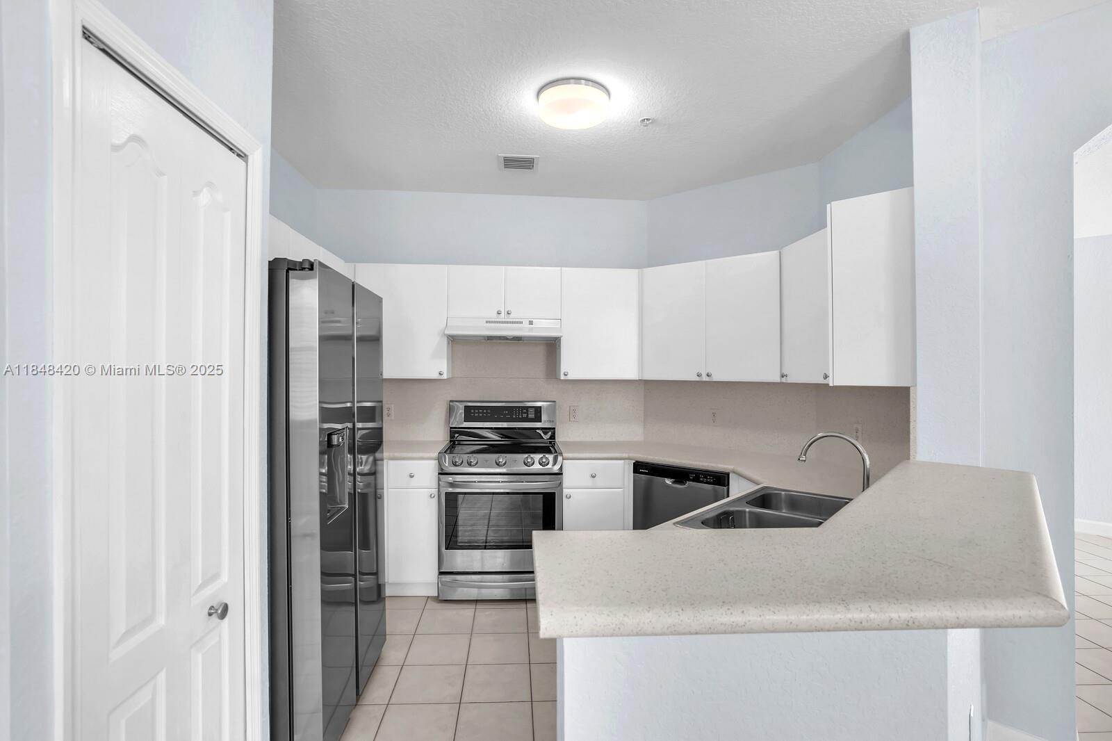 1013 Shoma Dr 1013