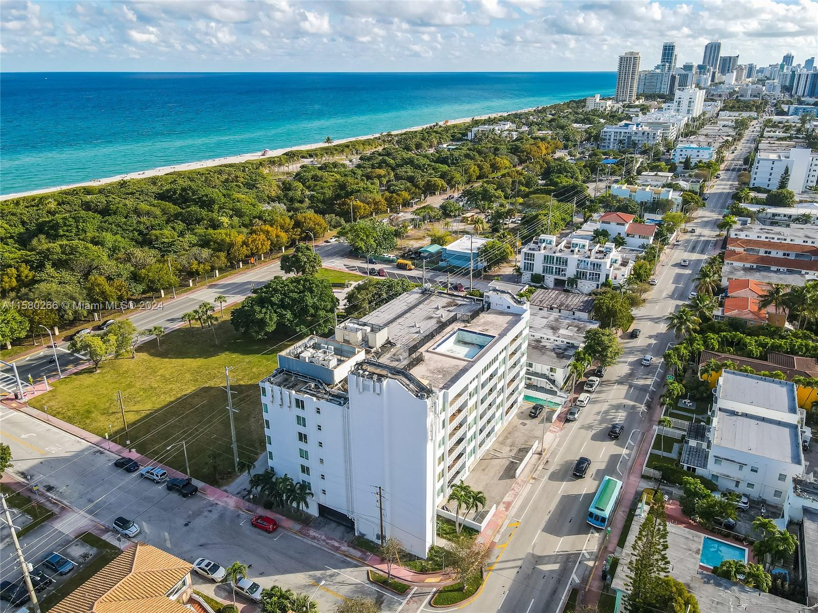 HARDING HALL CONDOMINIUM - Residential Lease