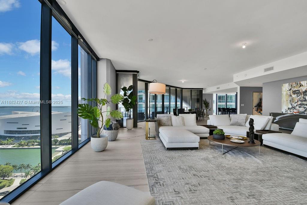 ONE THOUSAND MUSEUM - Residential Lease