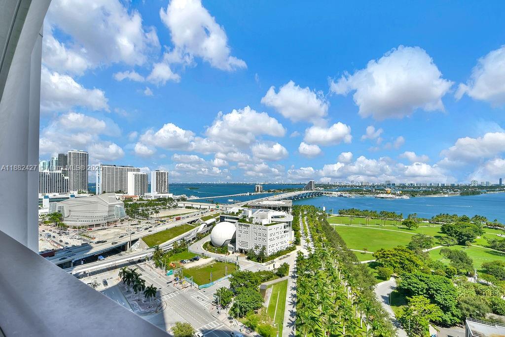 ONE THOUSAND MUSEUM - Residential Lease