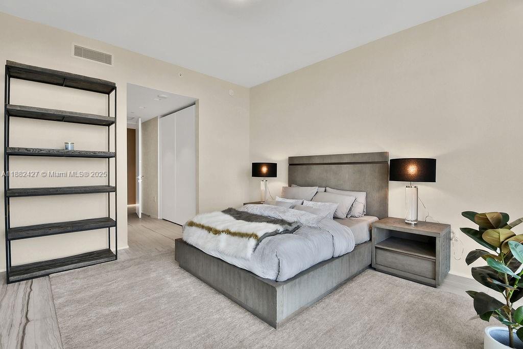 ONE THOUSAND MUSEUM - Residential Lease