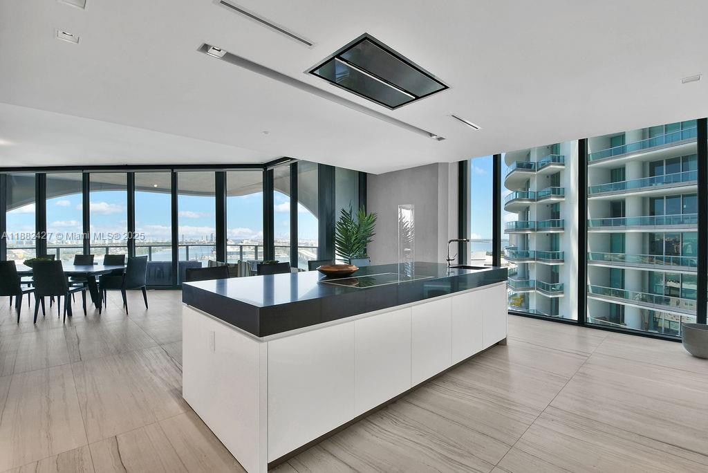 ONE THOUSAND MUSEUM - Residential Lease