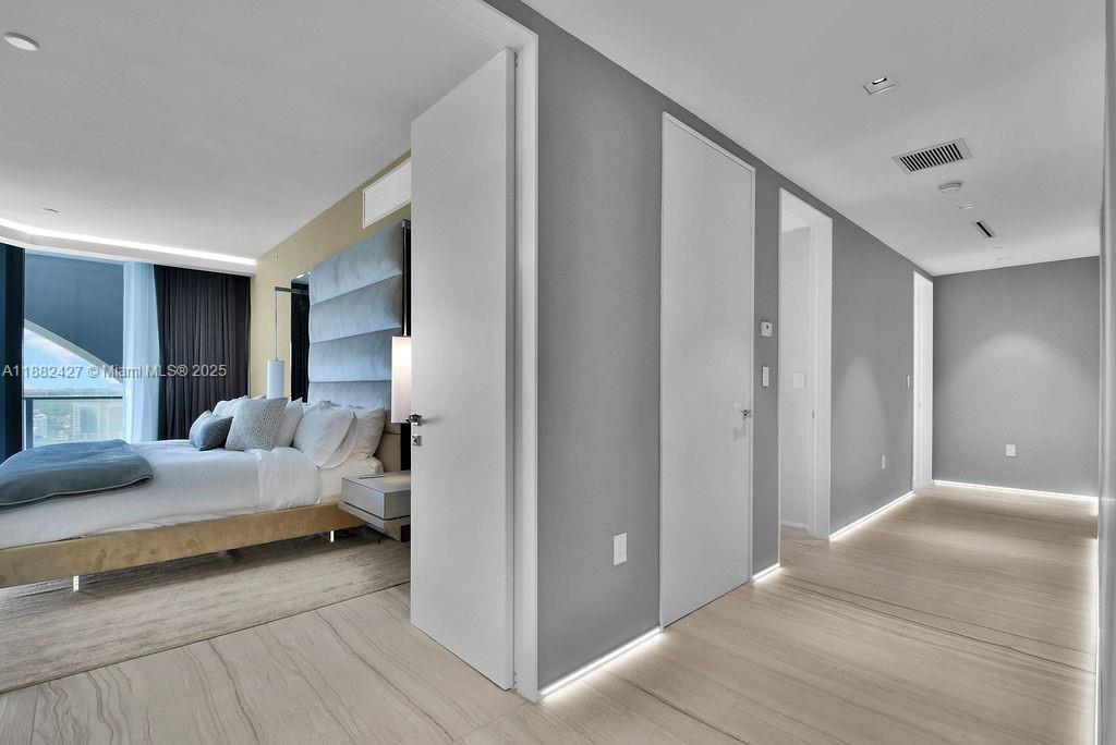 ONE THOUSAND MUSEUM - Residential Lease