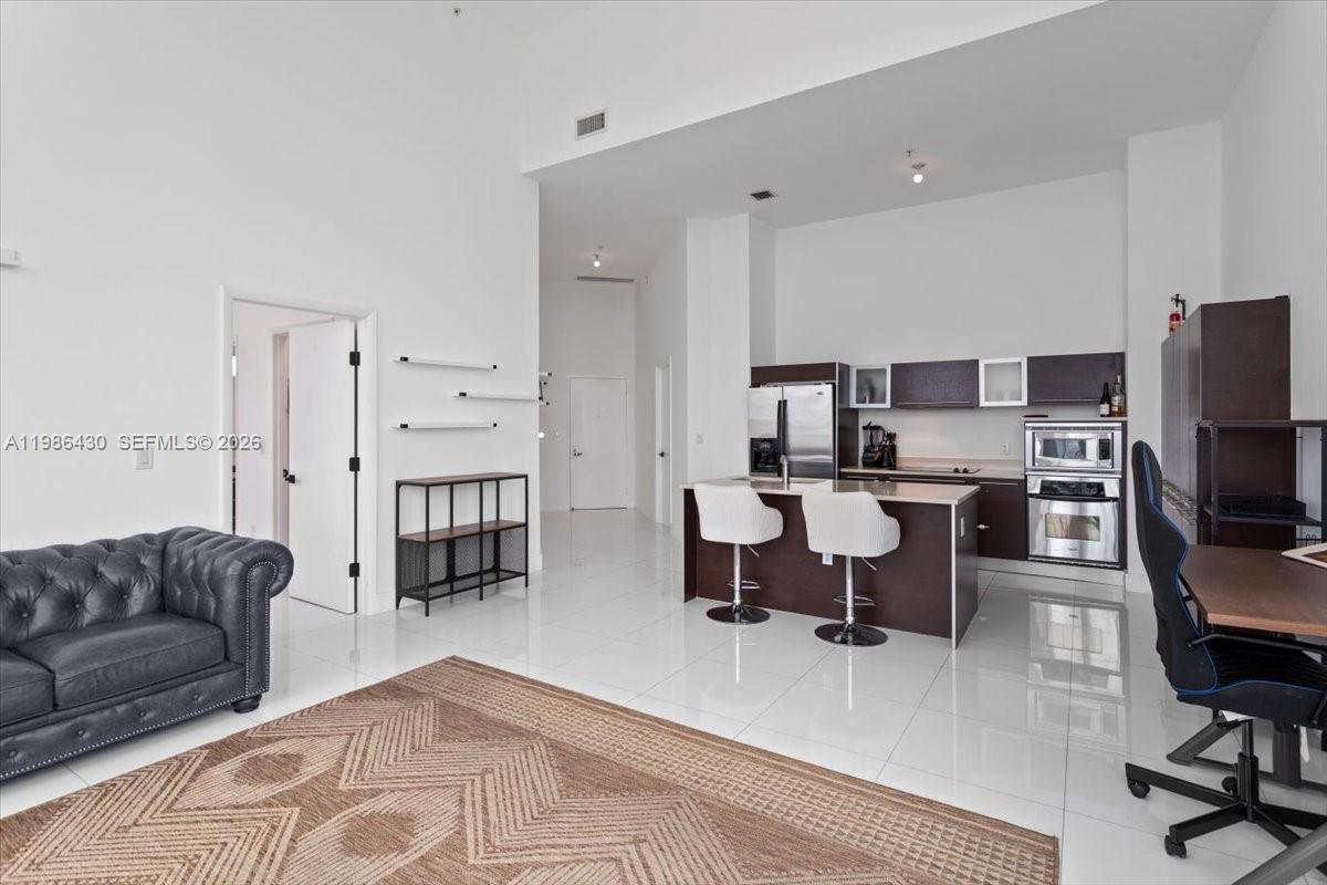 QUANTUM ON THE BAY CONDO - Residential Lease