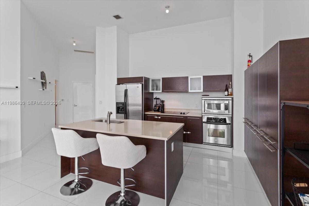 QUANTUM ON THE BAY CONDO - Residential Lease