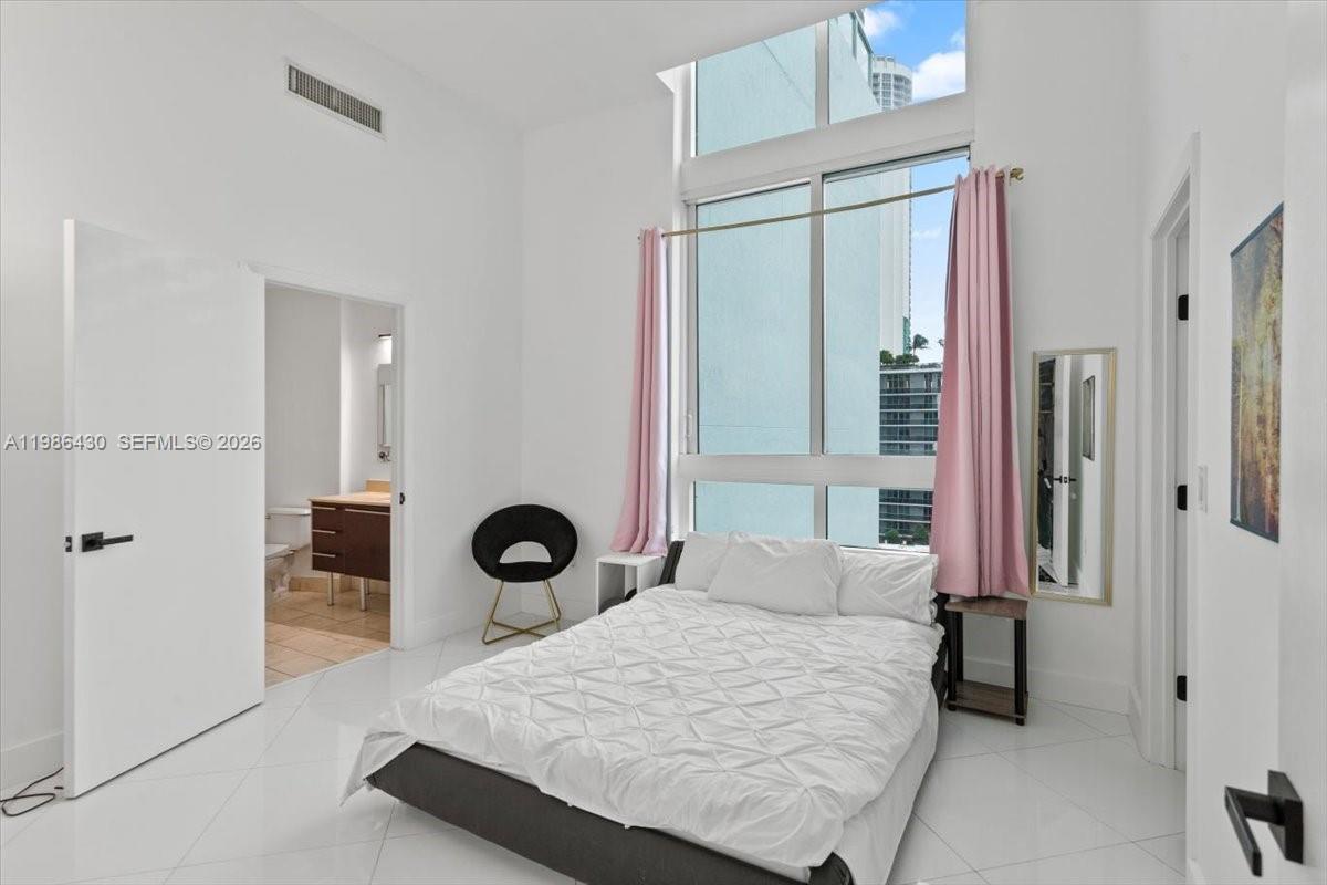 QUANTUM ON THE BAY CONDO - Residential Lease