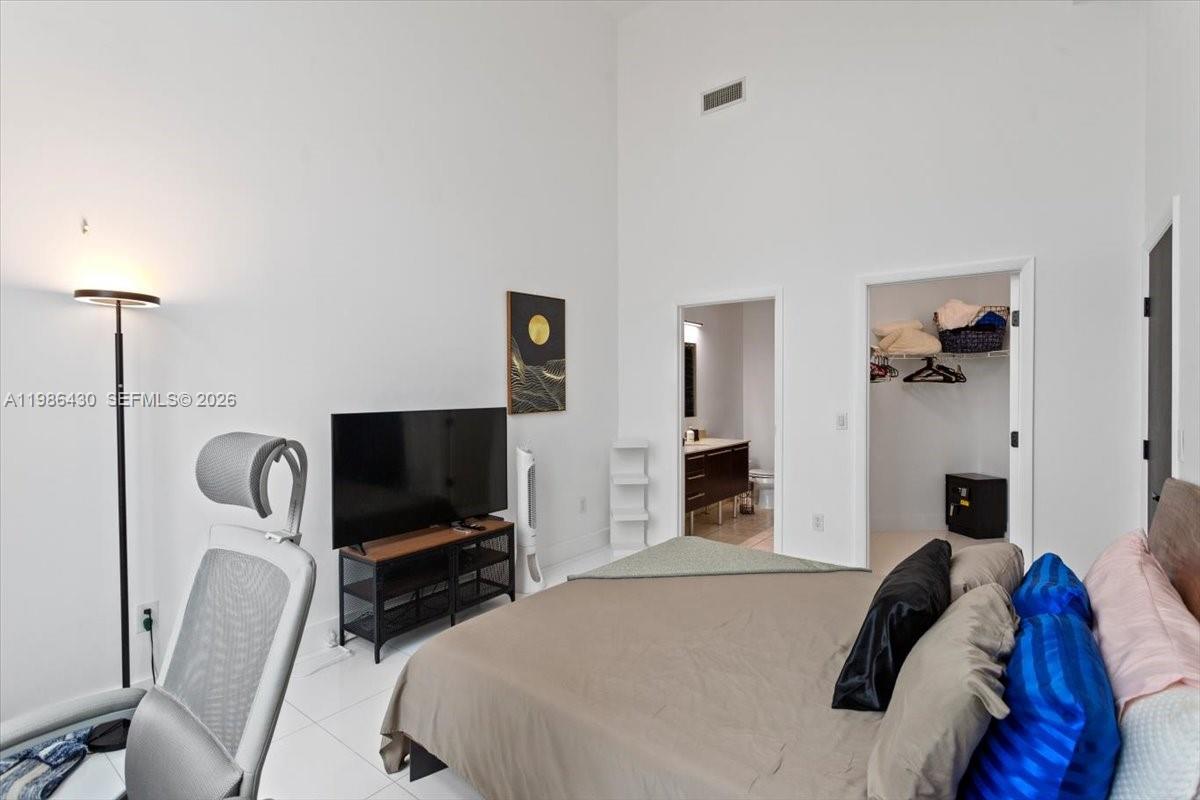 QUANTUM ON THE BAY CONDO - Residential Lease