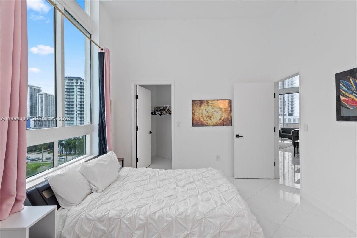 QUANTUM ON THE BAY CONDO - Residential Lease