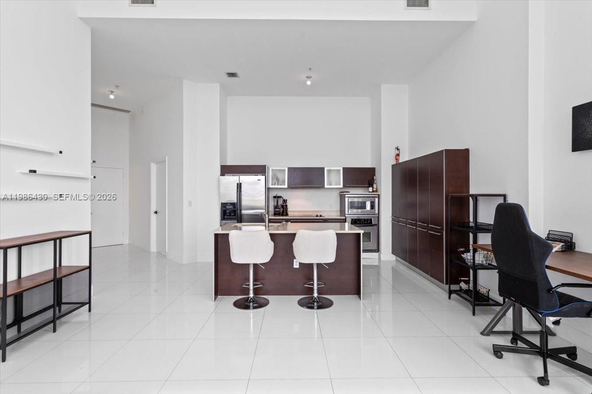 QUANTUM ON THE BAY CONDO - Residential Lease