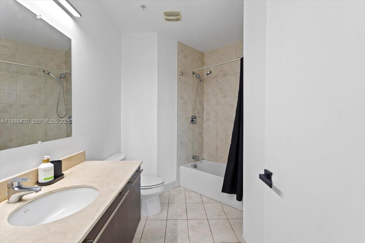 QUANTUM ON THE BAY CONDO - Residential Lease