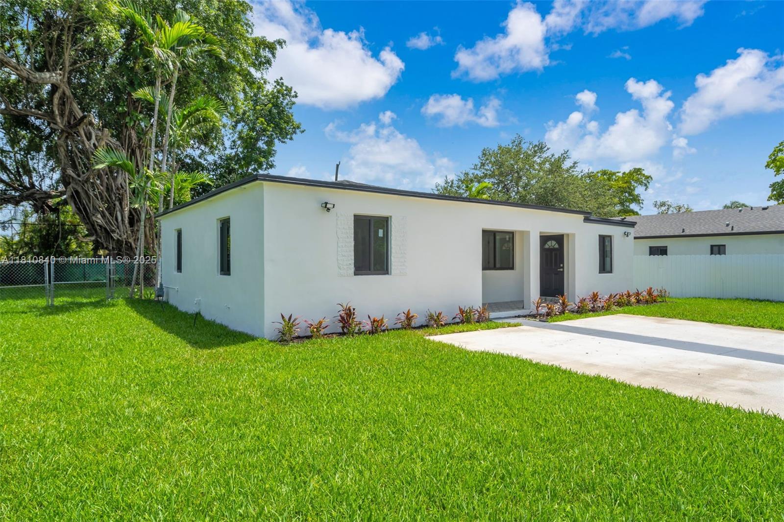 Property for Sale at 1010 Ne 140th St, North Miami, Miami-Dade County, Florida - Bedrooms: 4 
Bathrooms: 3  - $799,000