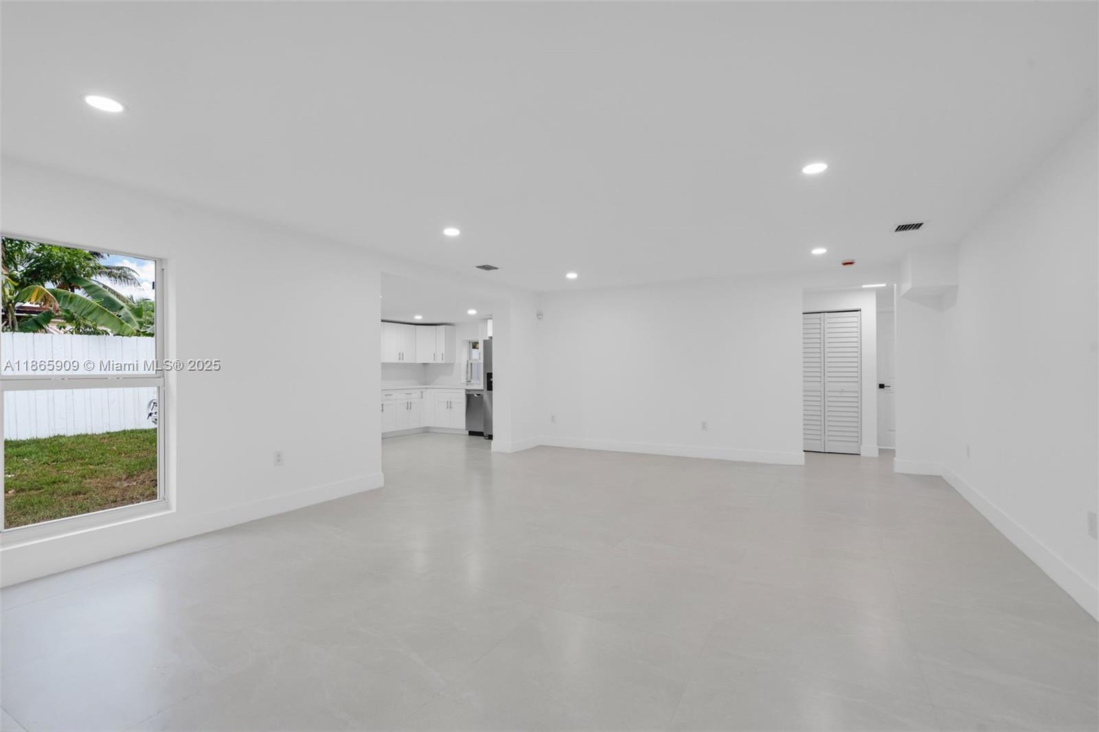 301 NW 108th St