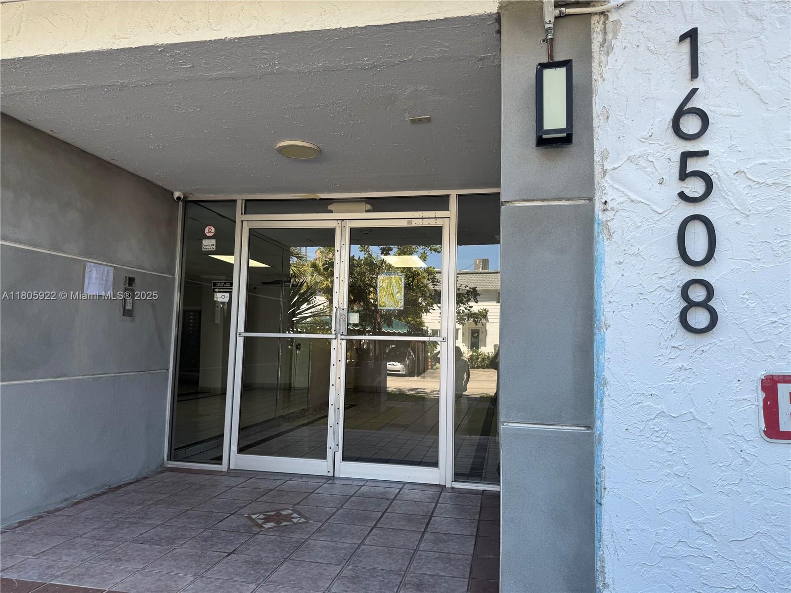 Rental Property at 16508 Ne 26th Ave 201, North Miami Beach, Miami-Dade County, Florida - Bedrooms: 2 
Bathrooms: 2  - $2,400 MO.