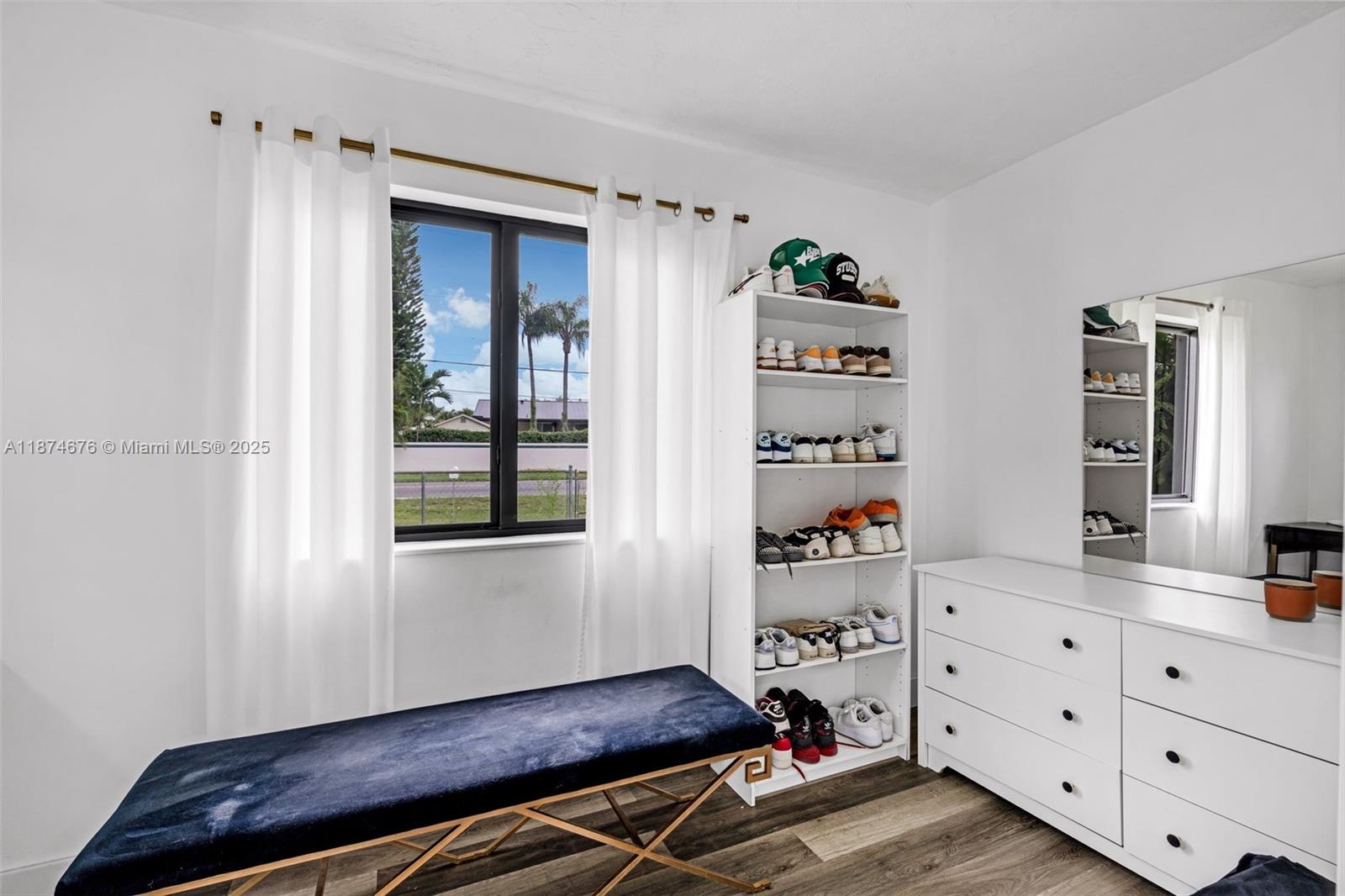 LINCOLN CITY SEC G - Residential