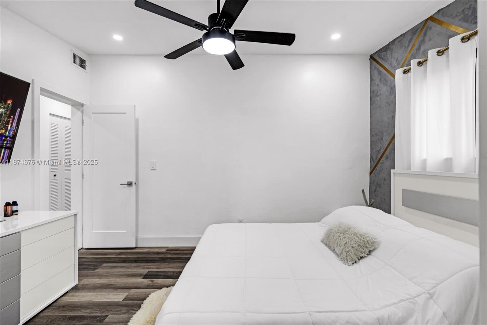 LINCOLN CITY SEC G - Residential