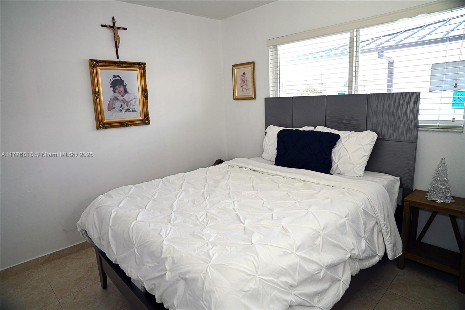 FELICIA NO 1 CONDO - Residential