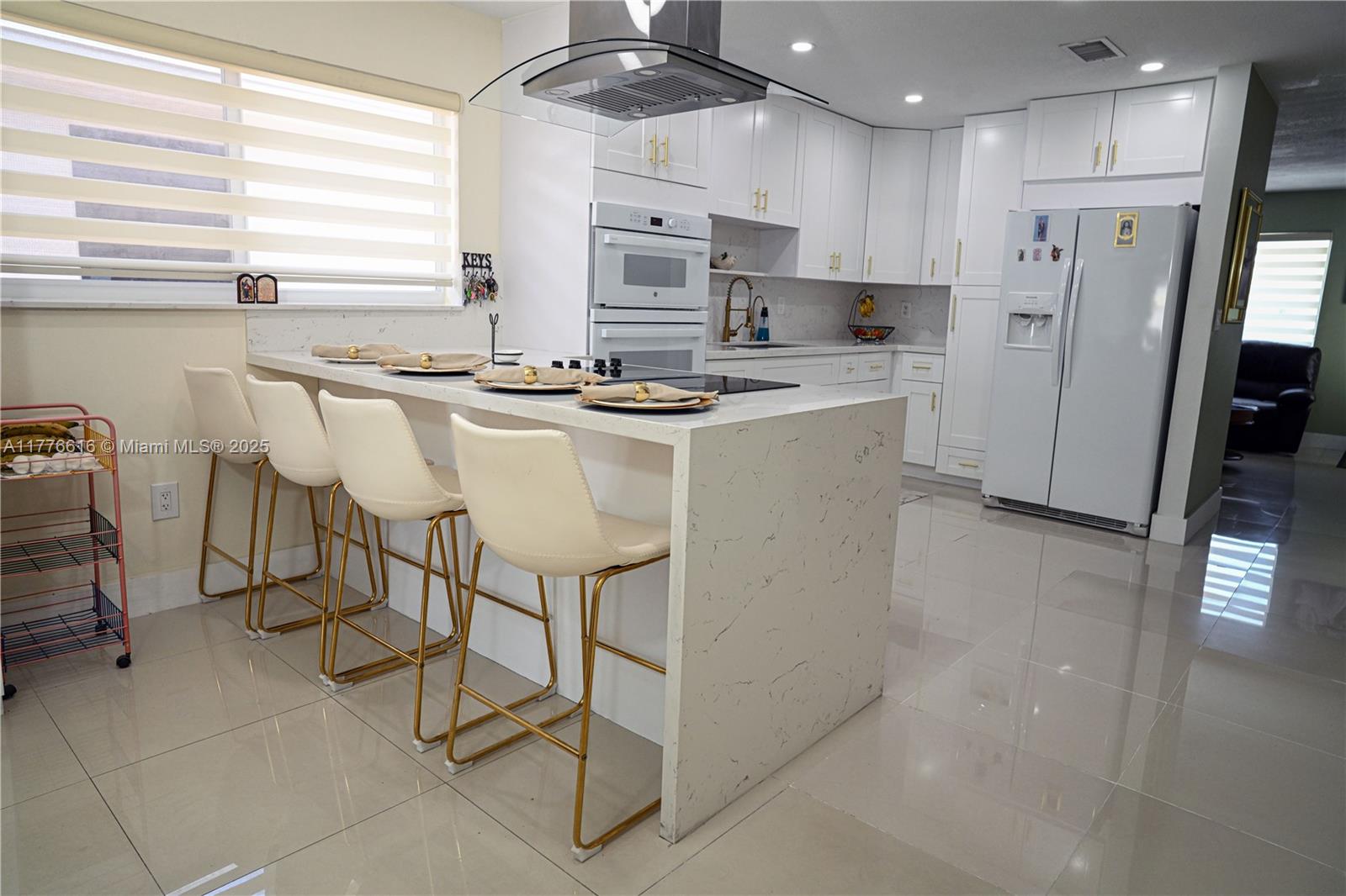 FELICIA NO 1 CONDO - Residential