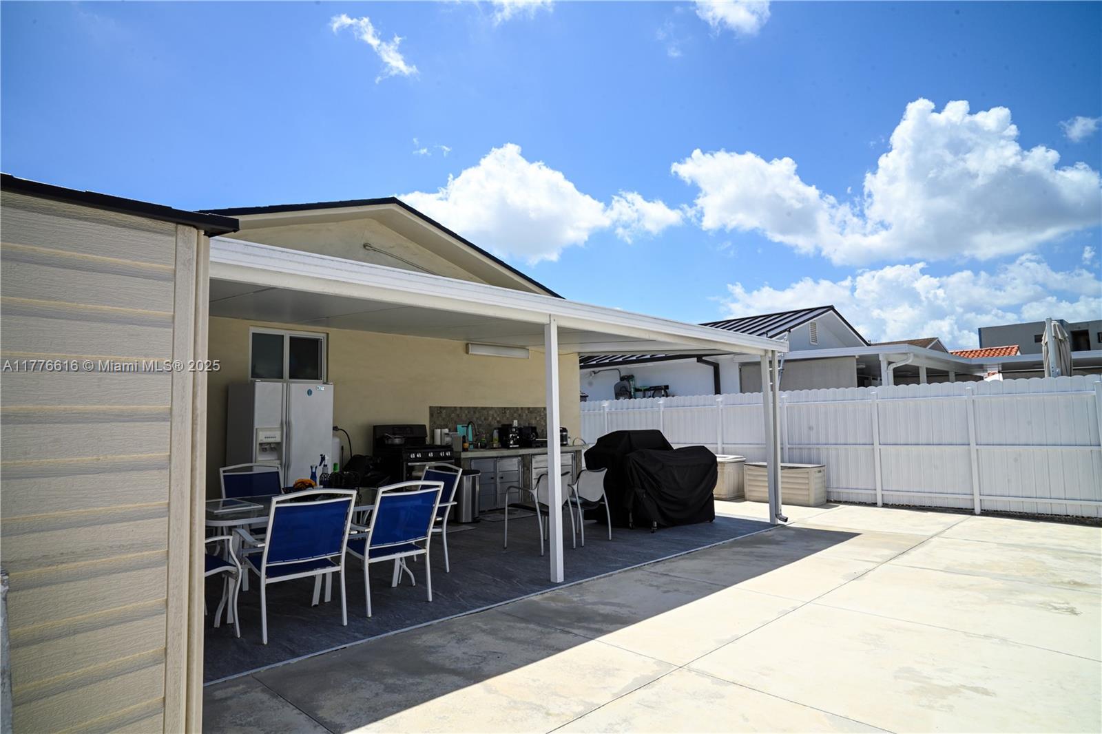 FELICIA NO 1 CONDO - Residential