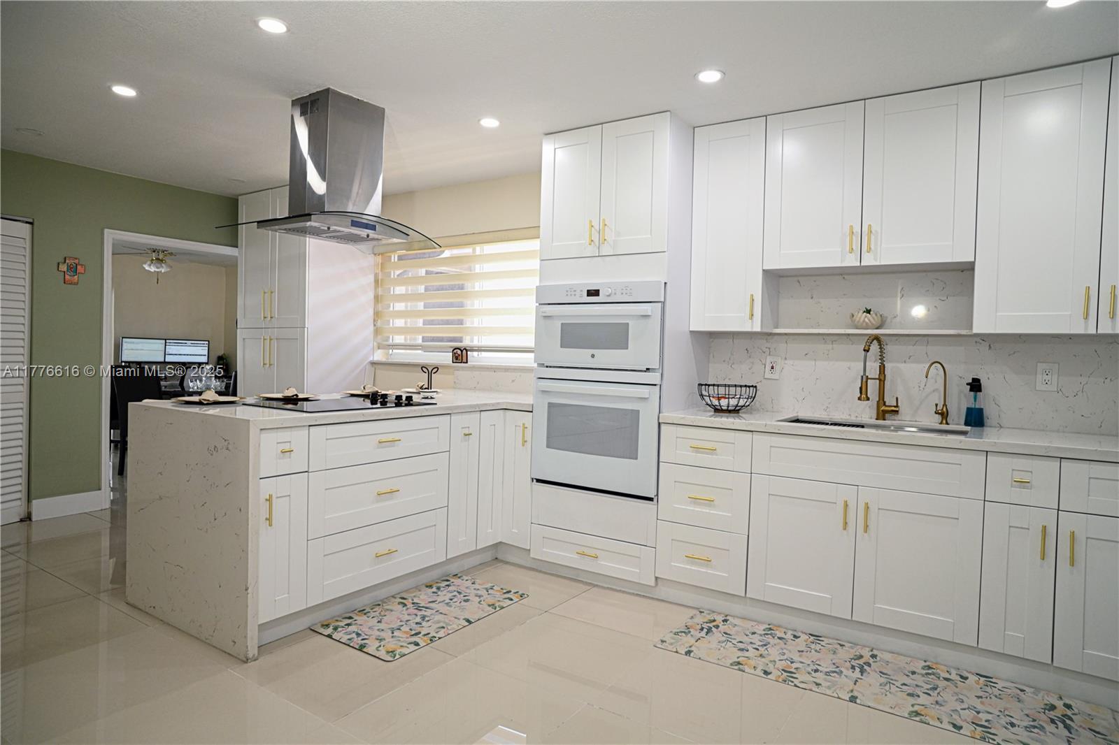 FELICIA NO 1 CONDO - Residential