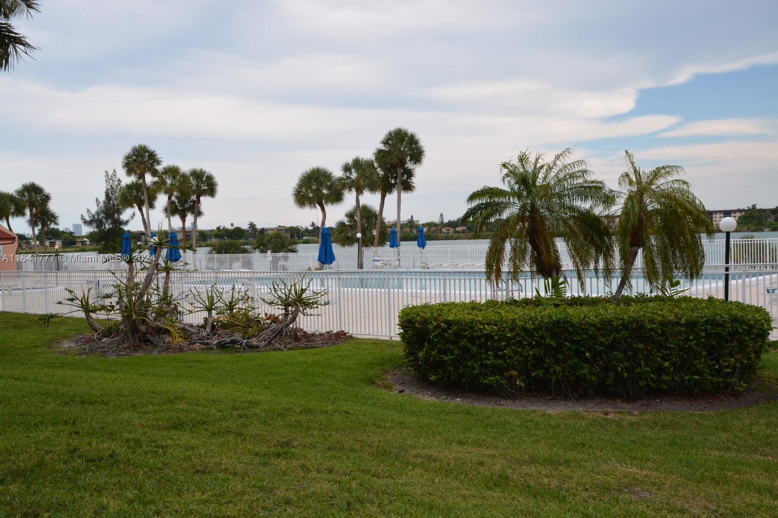 LAKEVIEW OF THE CALF CLUB - Residential