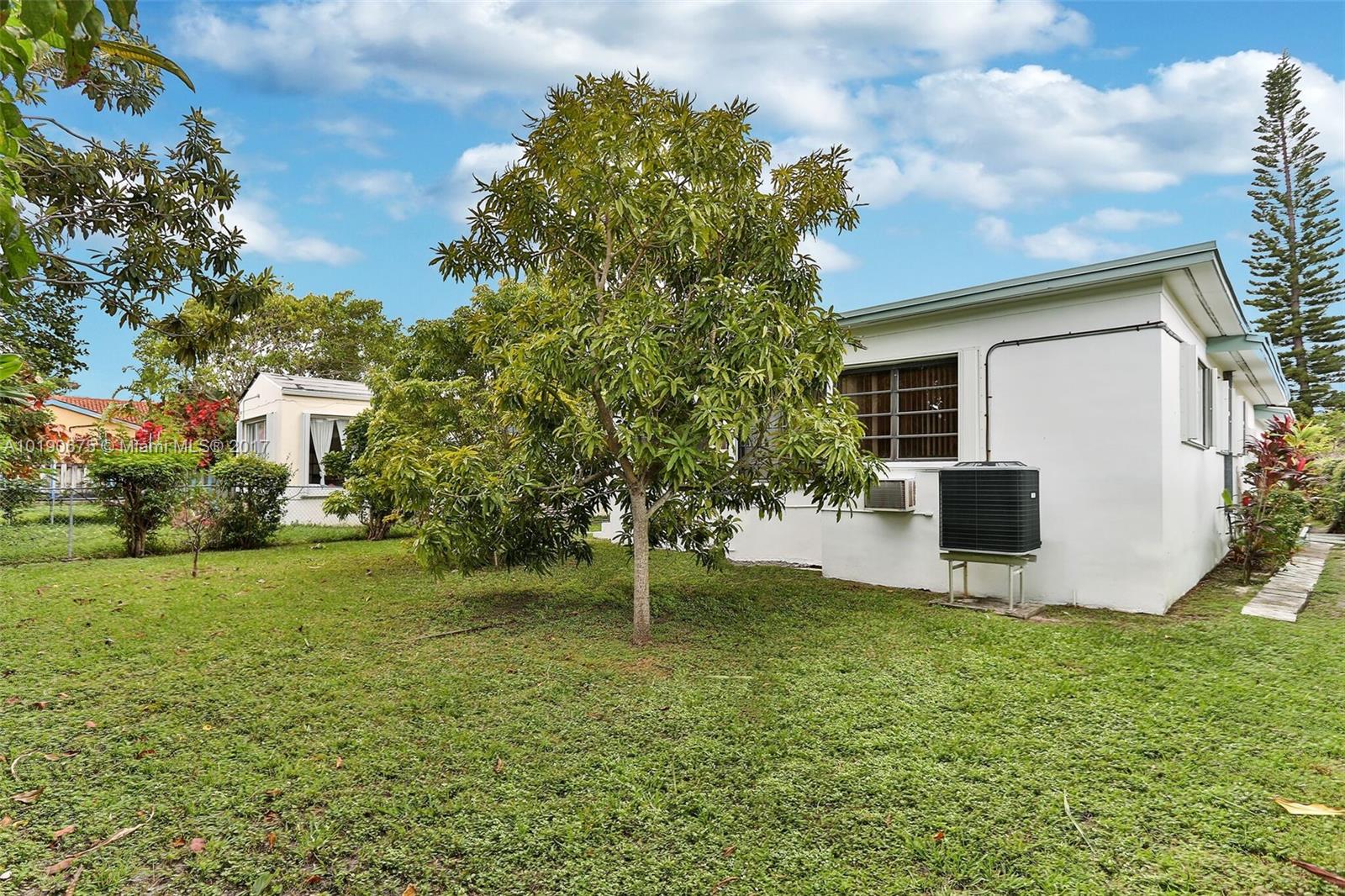 Altos Del Mar 04 - Residential