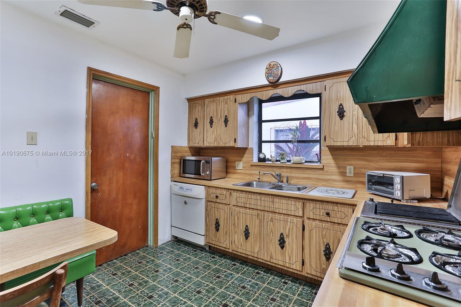 Altos Del Mar 04 - Residential